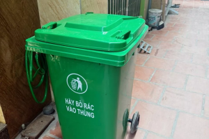 Đầu tư thùng rác lớn có thật sự tiết kiệm hơn? So sánh chi phí thực tế.